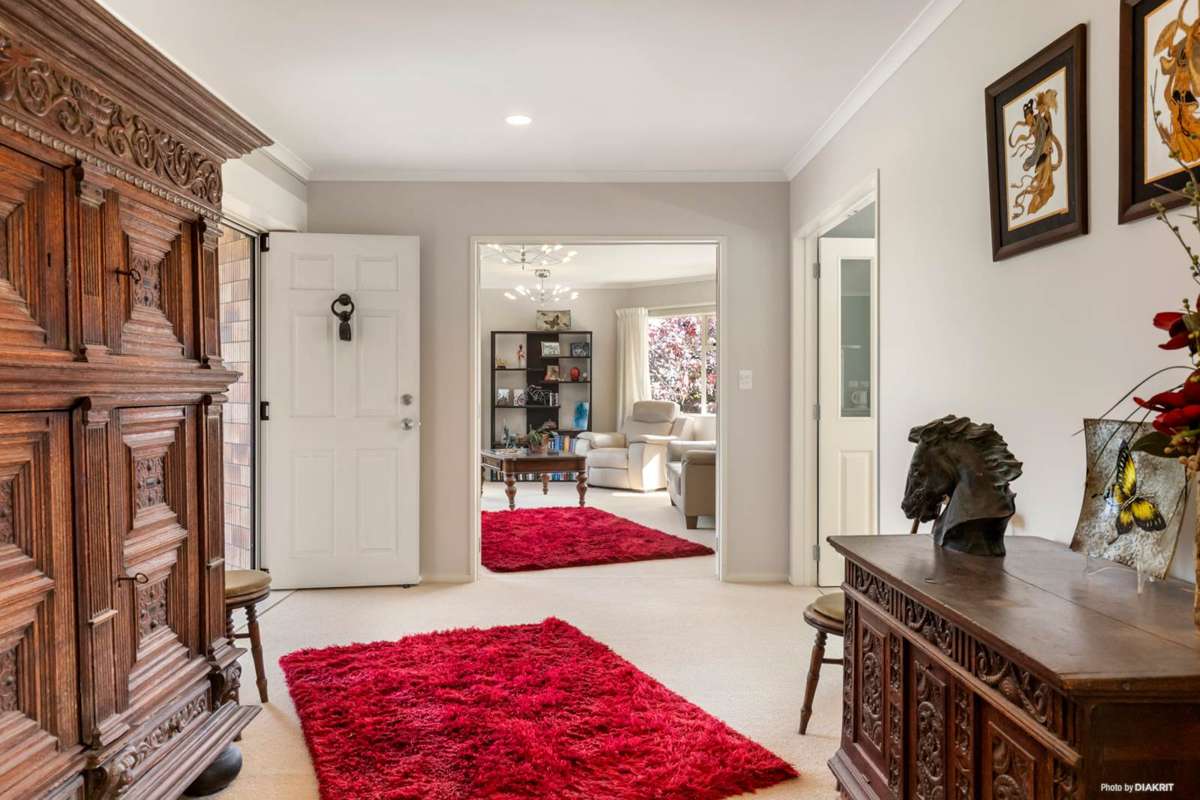 294 Razorback Road_1