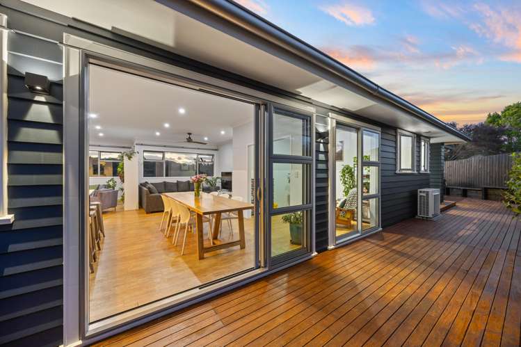 101 Waitakere Road Waitakere_40