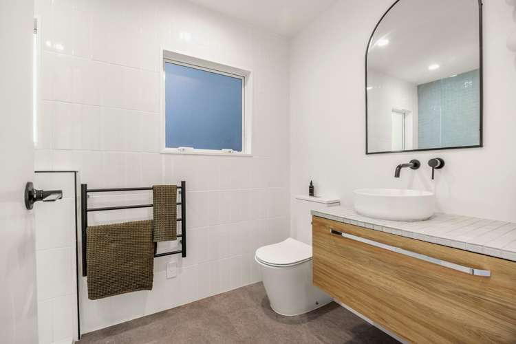 6B Lorraine Avenue Mount Albert_14