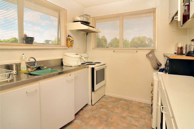 12 Hobart Crescent Wattle Downs_6