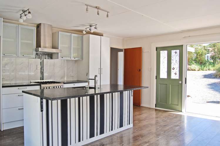 2523B State Highway 1 Kaiwaka_6