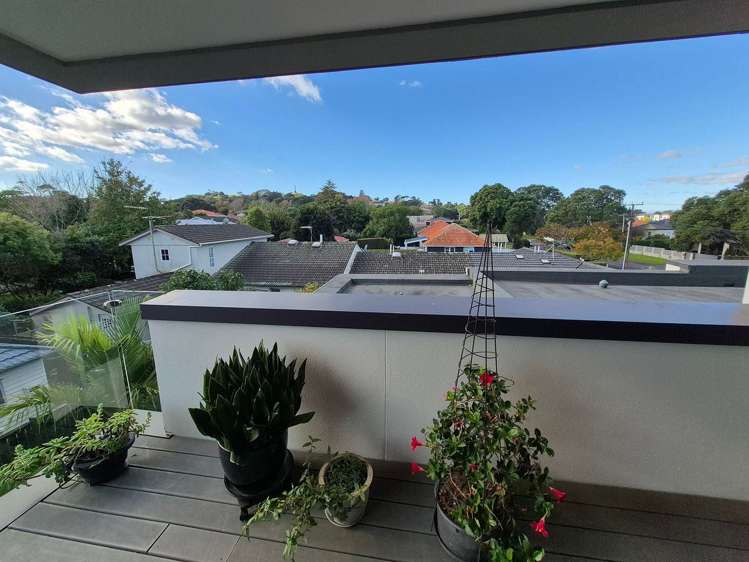 303/2A Raurenga Avenue Royal Oak_1