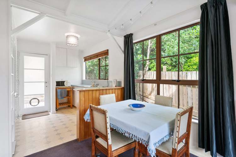 26a Liffey Crescent Island Bay_4