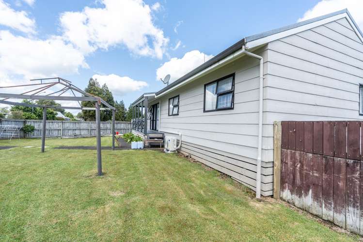 71A Kahikatea Drive Melville_8