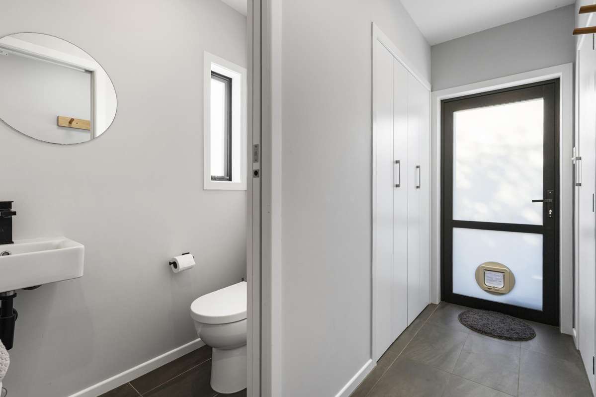 2/49 Roseberry Avenue_5