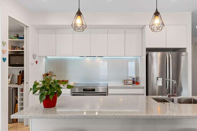 38 Carnaveron Drive Lincoln_4