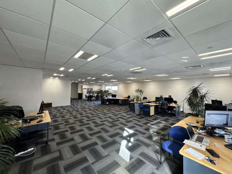 4/1 Show Place Addington_3