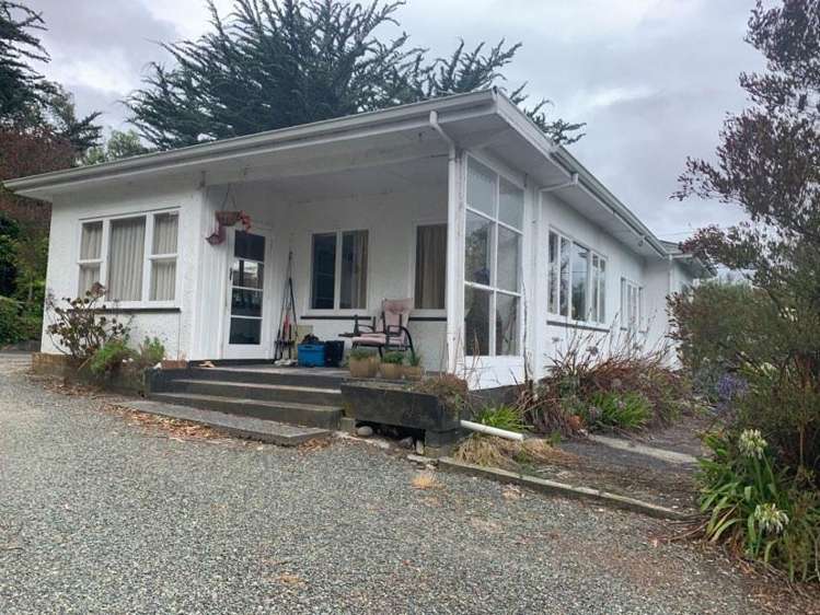 100 Marriages Road_0