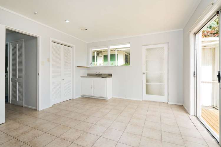 2/43 Arran Road Browns Bay_9