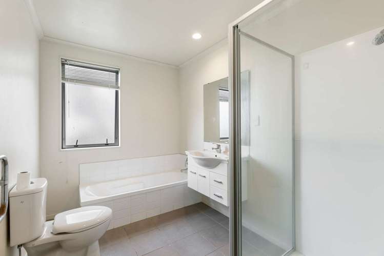 8 Figaro Crescent Takanini_13