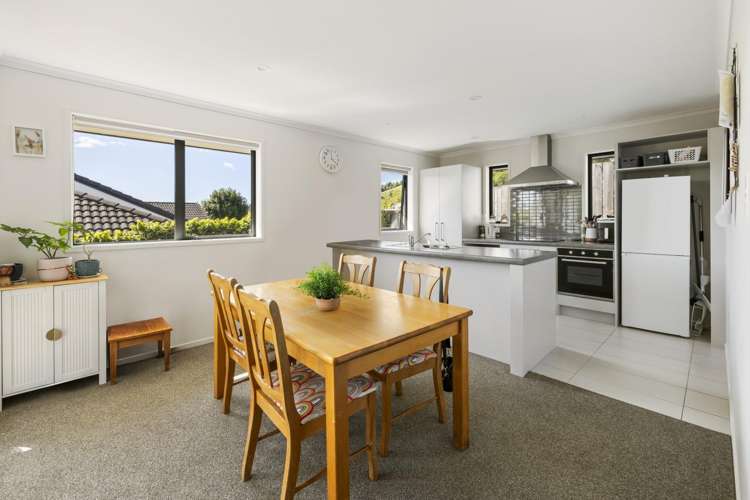 5 Caldera Crescent Pyes Pa_2