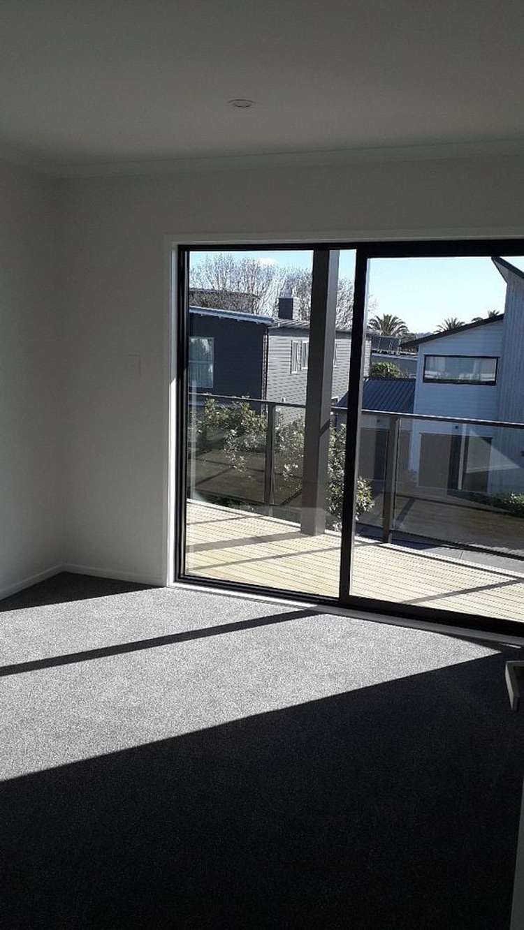 2 Liquidambar Drive Hobsonville_1