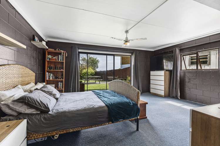 5 Bronte Place Whalers Gate_14