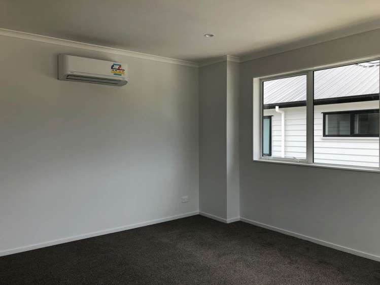 34 Koropa Road Flat Bush_10