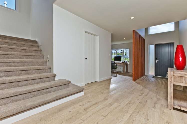 12 Tuangi Street Long Bay_16