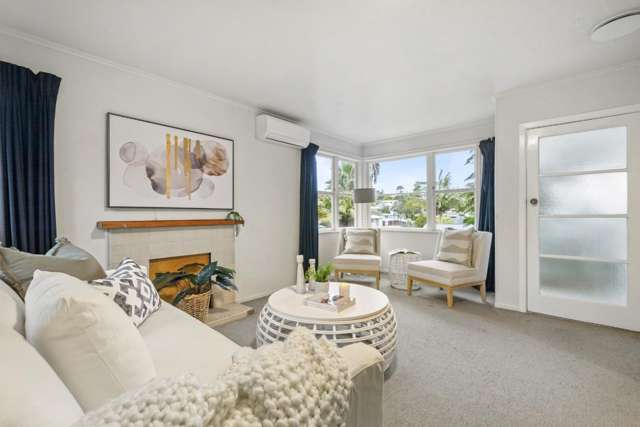 72 Blakeborough Drive Forrest Hill_1