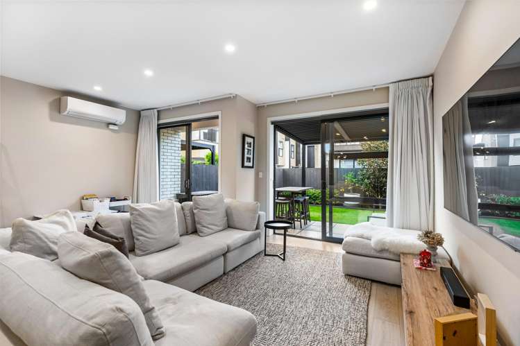 48 Glidepath Road Hobsonville_6