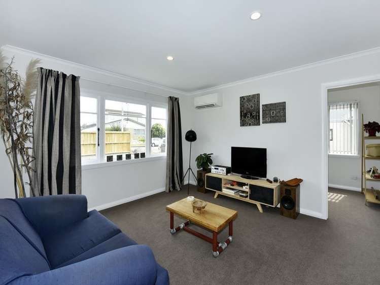 7 Maitland Avenue Stoke_6