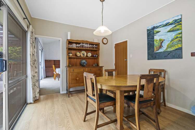 41 Acacia Crescent Glenview_10