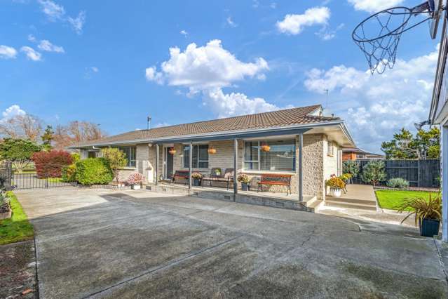 76 John F Kennedy Drive Milson_2