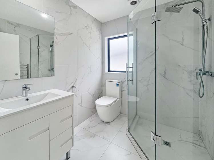 55a Cambridge Road Riverhead_2