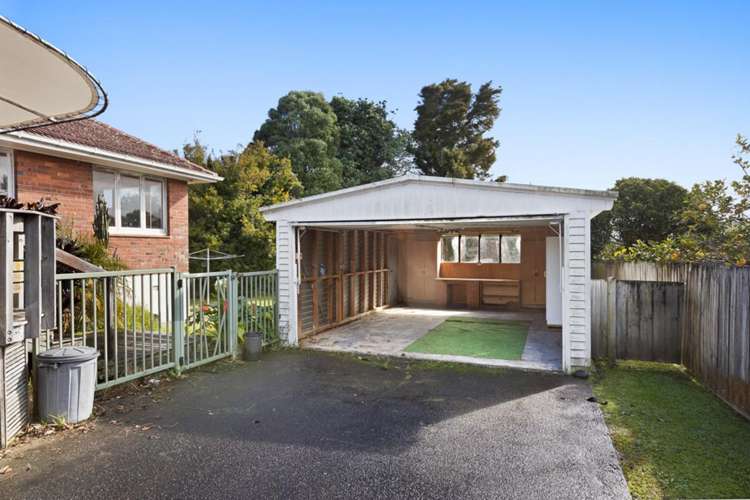 7 Puketea Street Blockhouse Bay_16