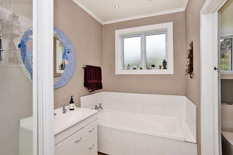 129 Dome Street Newfield_10