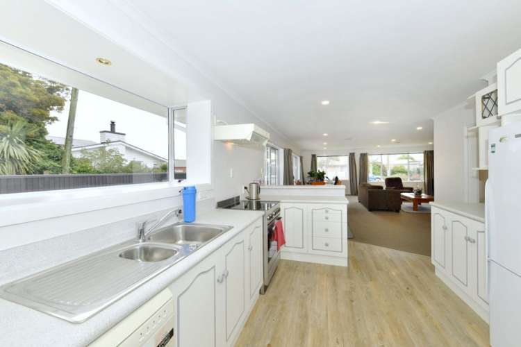 9 McCorkindale Place Shirley_12