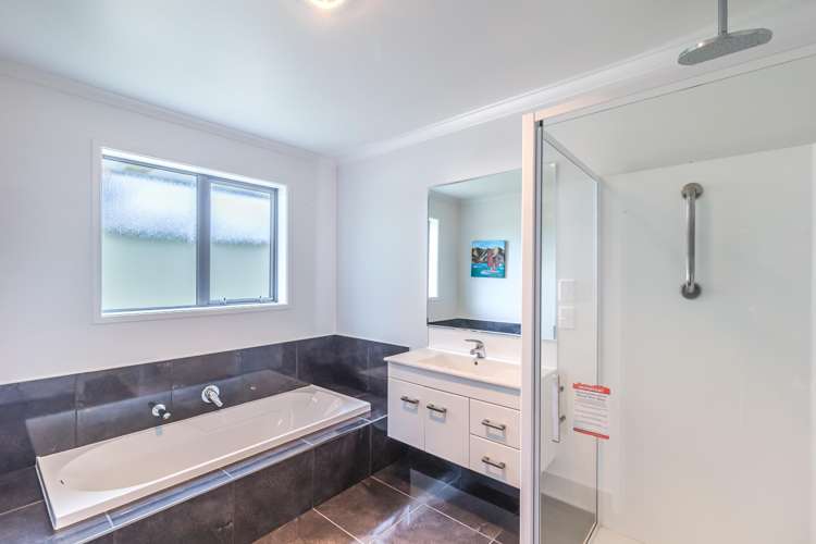 8 Yusef Way Levin_10