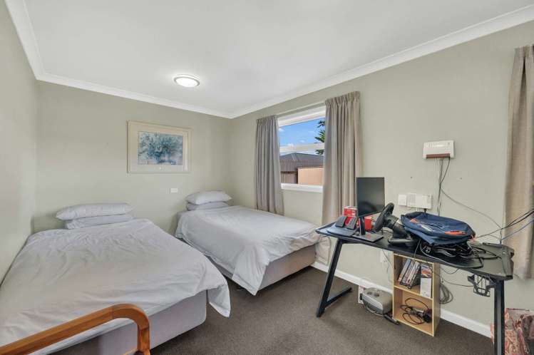 16 Alamein Crescent Onekawa_15