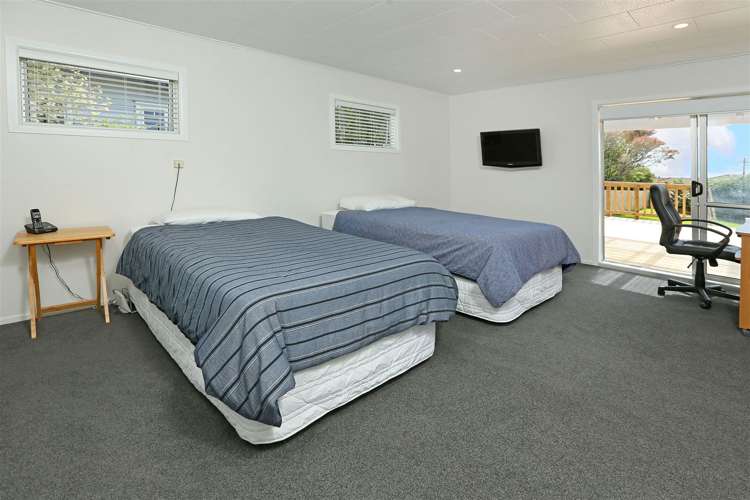 35 Parrs Cross Road Henderson_7