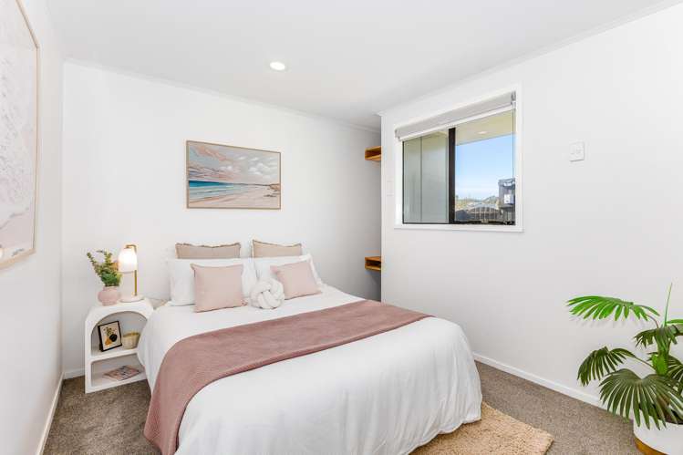 49 Handyside Street Tawa_11