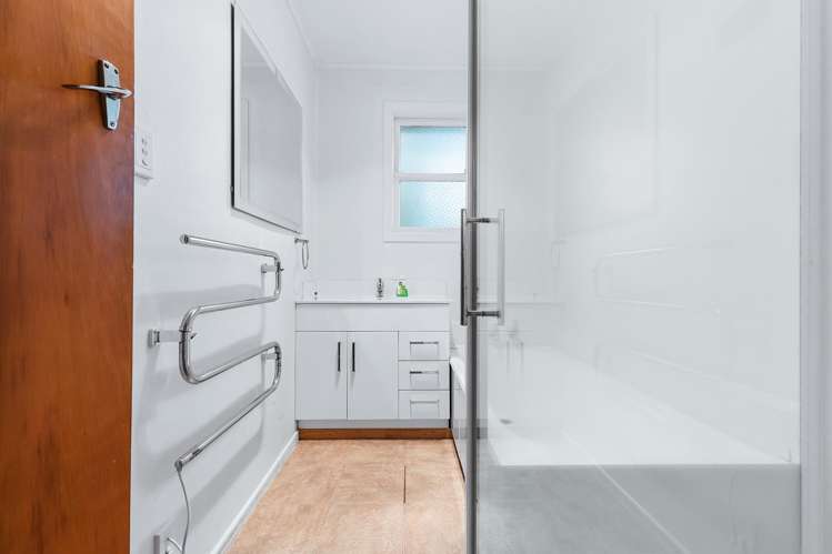 112 Taharepa Road Hilltop_13