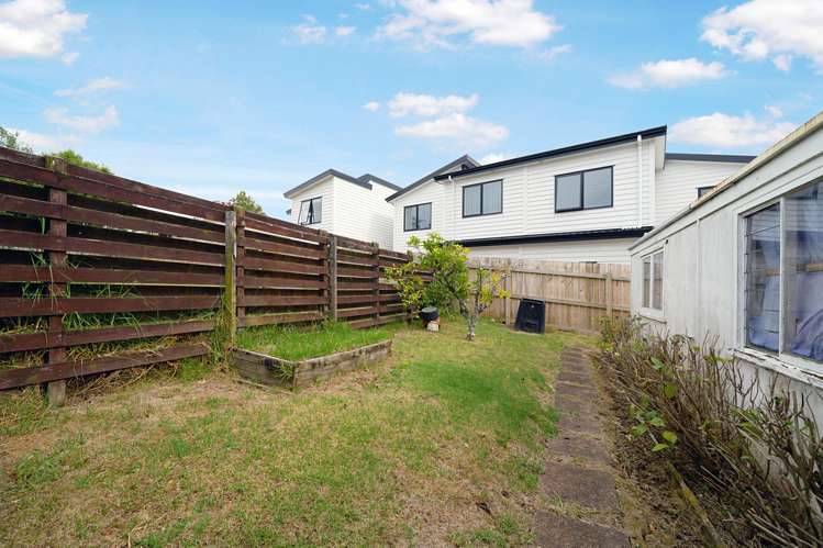 3/77 Royal View Road Te Atatu South_15