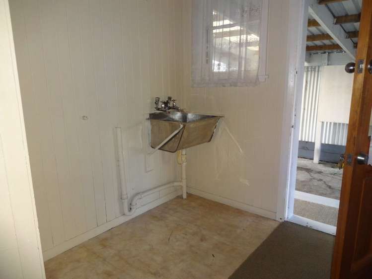 215 Palmerston Street Westport_13