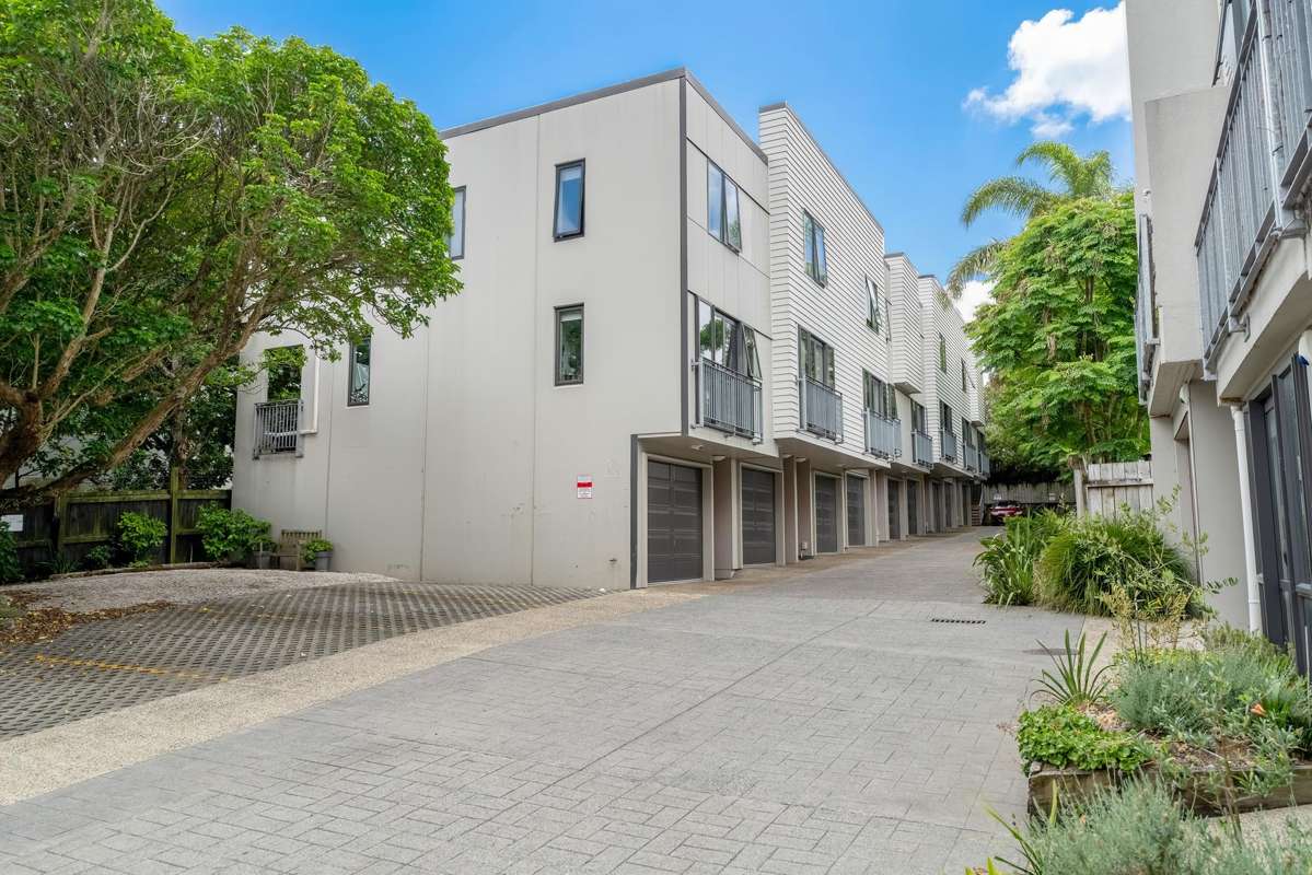 8/1902 Great North Road_0