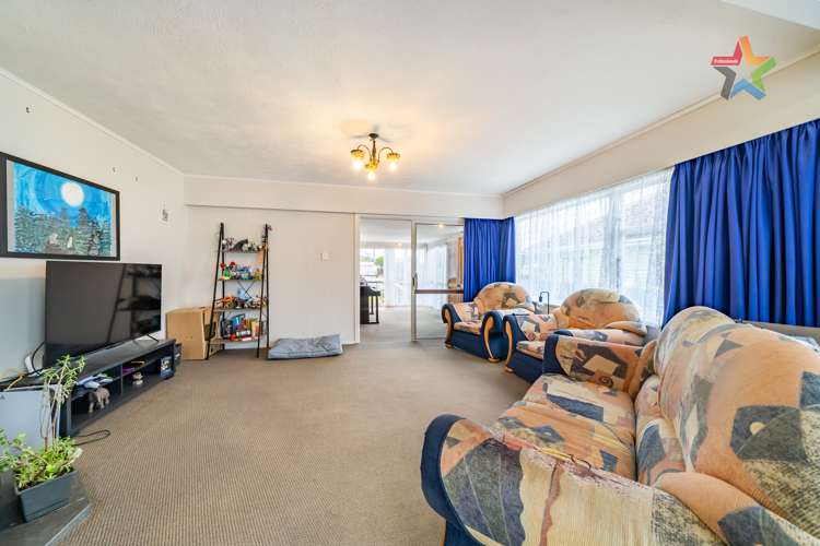 52 Russell Road Wainuiomata_7