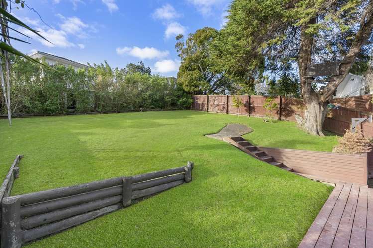 11 Stott Avenue Birkdale_13