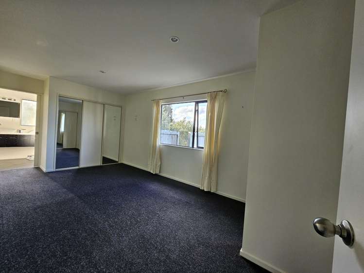 19 Shoreline Place Rarangi_7