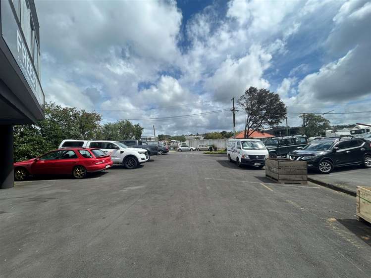 11 Bassant Avenue Penrose_10