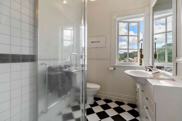 42 Cheltenham Road Devonport_12