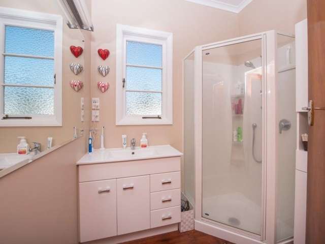 45 Lake Crescent 500063_4