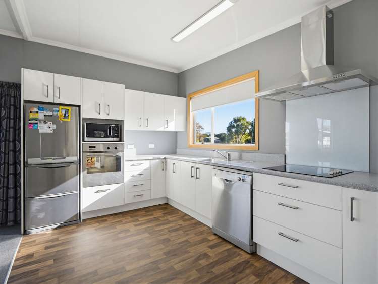 10 Keatoa Terrace Owaka_3