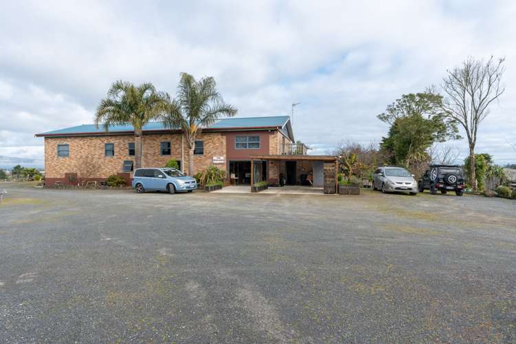 802 Tuhikaramea Road Ngahinapouri_41