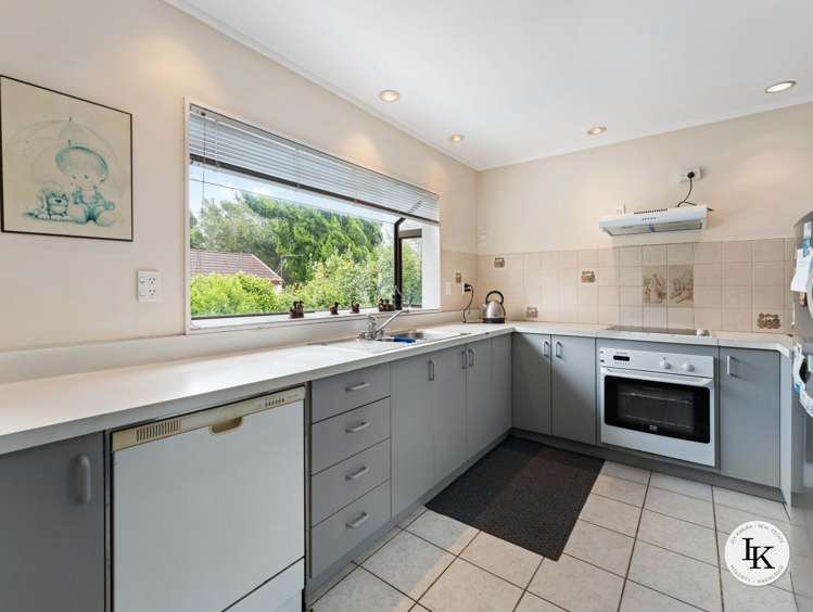 8 Carnoustie Drive Wattle Downs_5