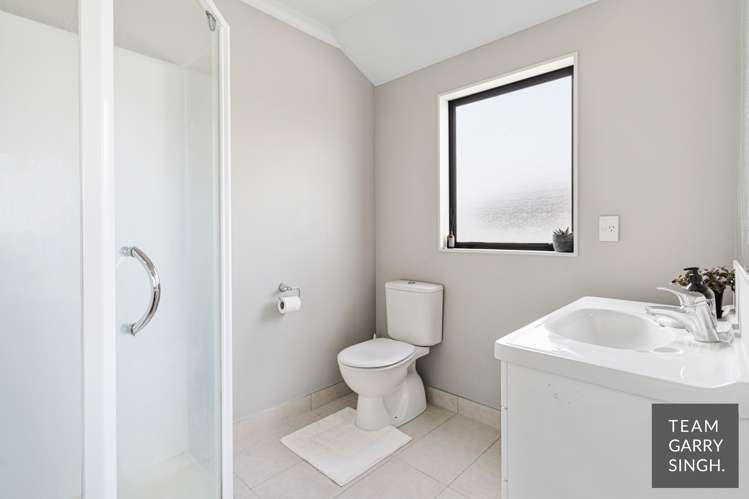 34 Norm Pellow Drive Manurewa_8