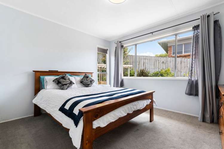 52 Ayton Drive Totara Vale_6