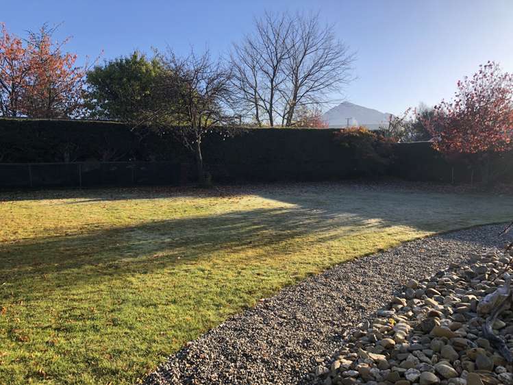 14 Bernard Road Albert Town_16