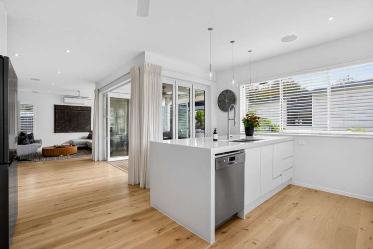9 Penzance Road Mairangi Bay_41