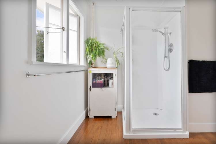 6 Edinburgh Street Takaka_9